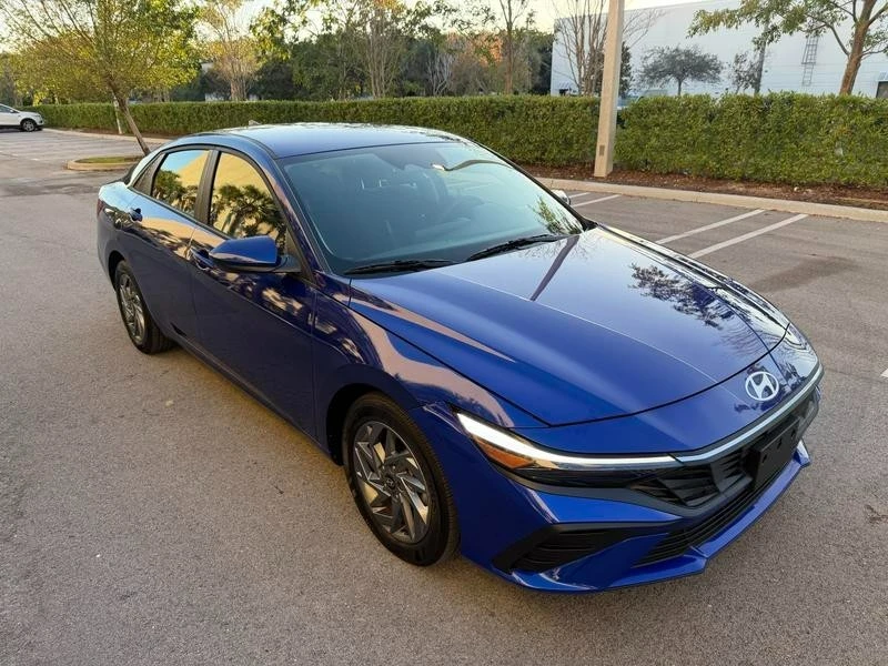 2024 Hyundai Elantra - Image 11 of 20