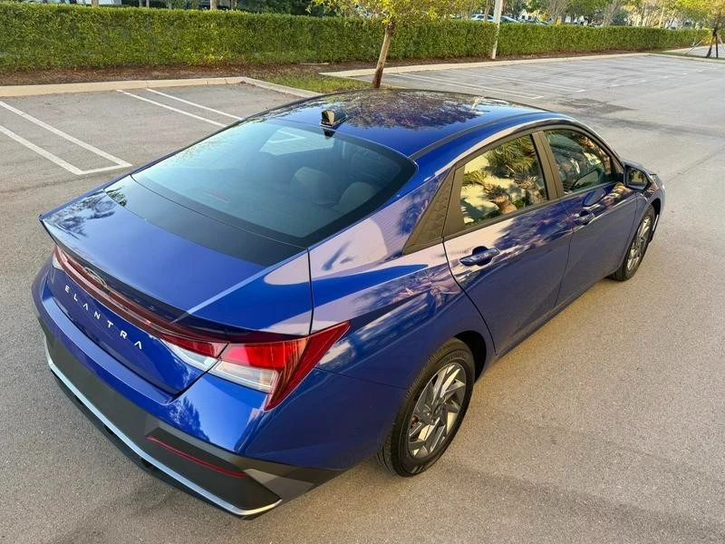 2024 Hyundai Elantra - Image 8 of 20