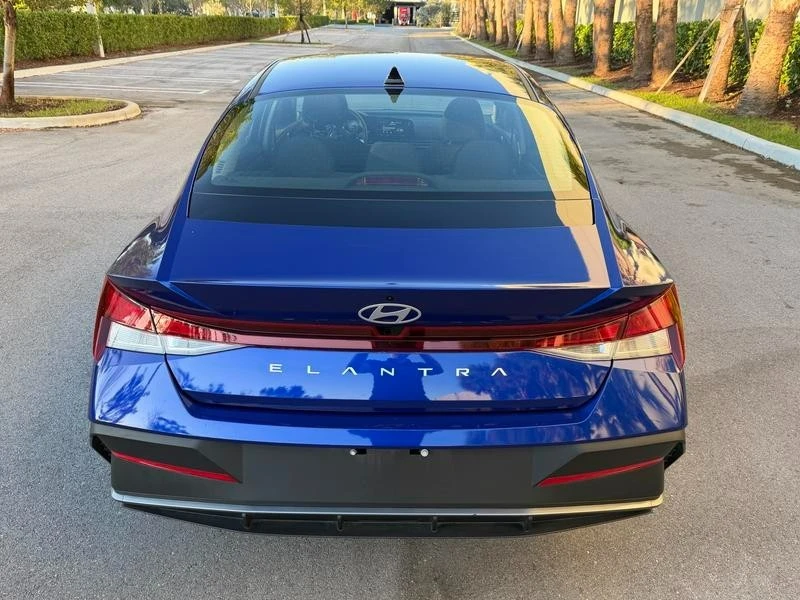 2024 Hyundai Elantra - Image 7 of 20