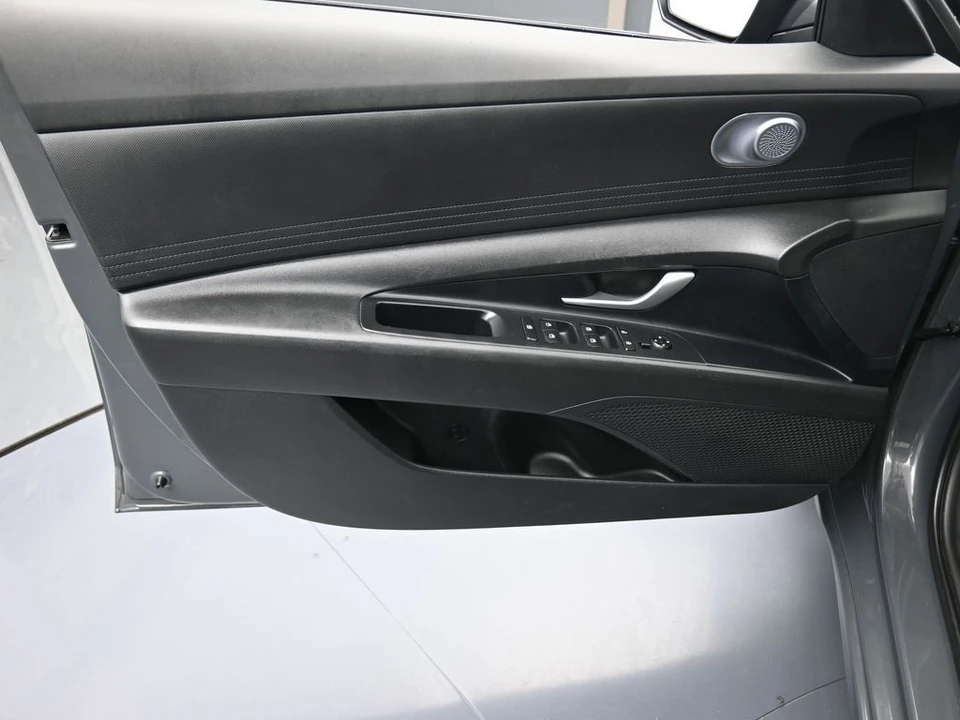 2024 Hyundai Elantra - Image 12 of 12