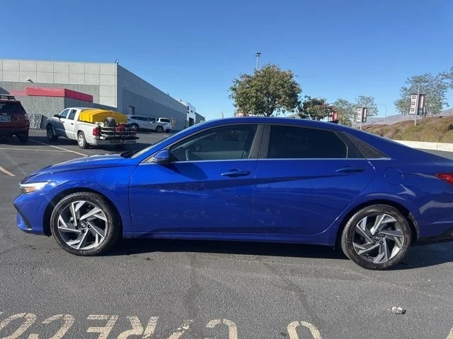 2024 Hyundai Elantra - Image 4 of 12