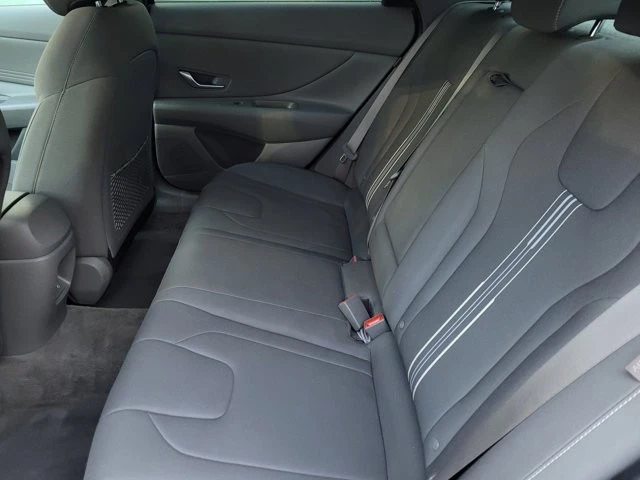 2024 Hyundai Elantra - Image 11 of 12