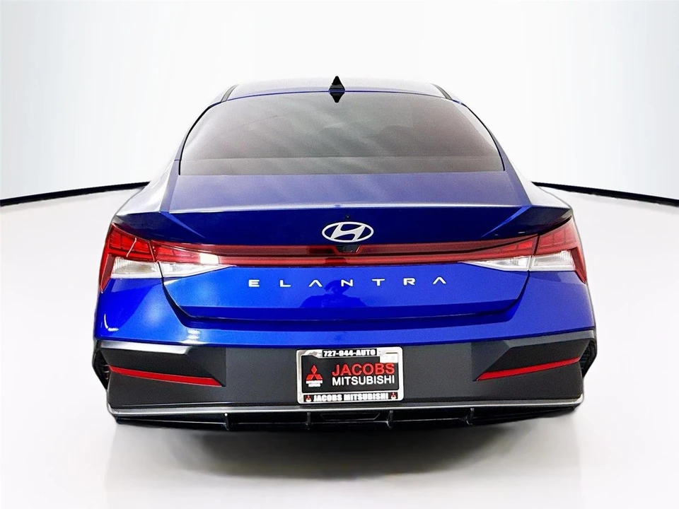 2024 Hyundai Elantra - Image 6 of 21