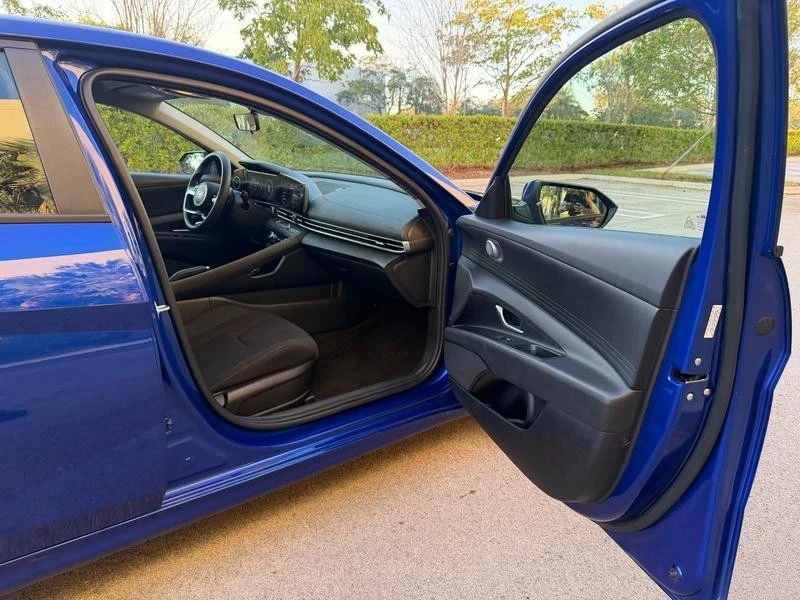 2024 Hyundai Elantra - Image 17 of 21