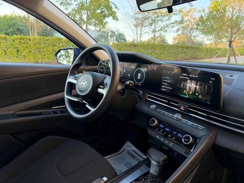 2024 Hyundai Elantra - Image 14 of 21