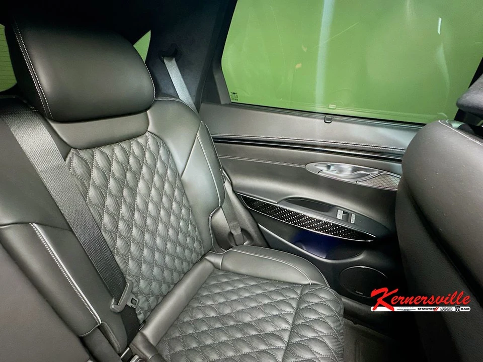 2024 Hyundai Genesis - Image 15 of 24