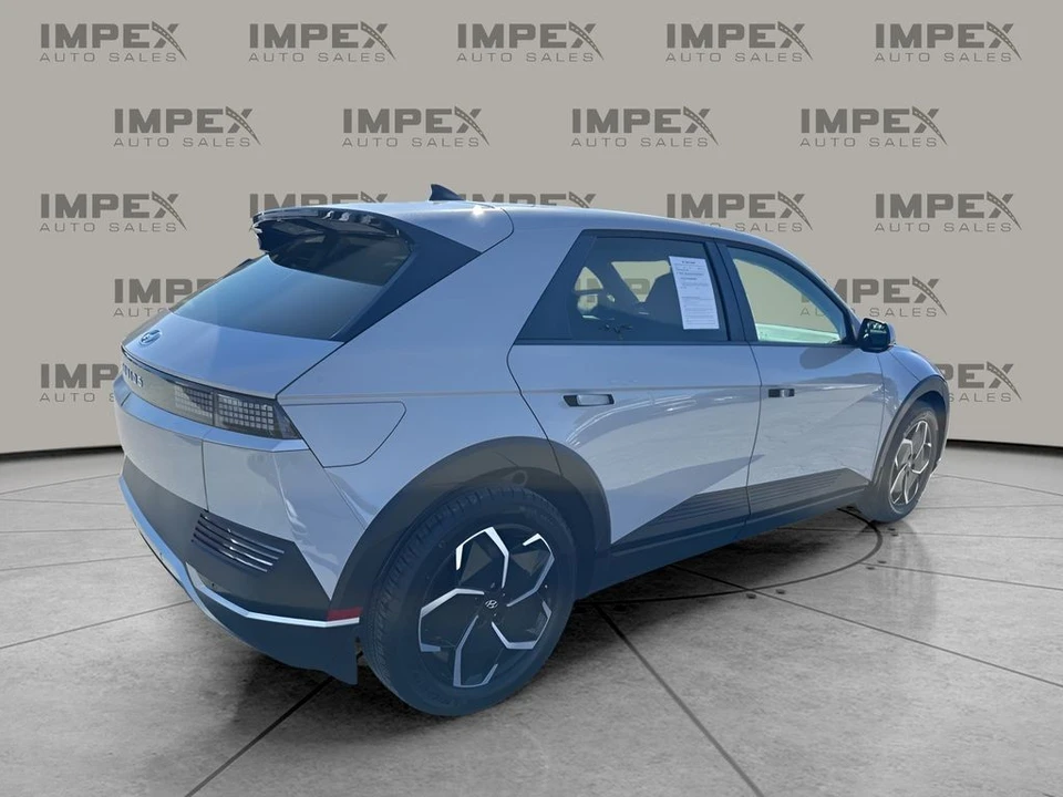 2024 Hyundai Ioniq 5 - Image 5 of 12