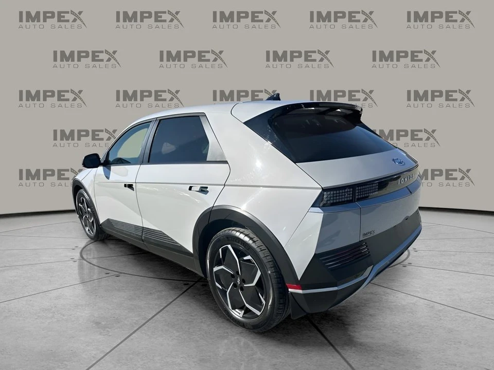 2024 Hyundai Ioniq 5 - Image 3 of 12