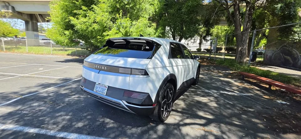 2024 Hyundai Ioniq 5 - Image 18 of 20