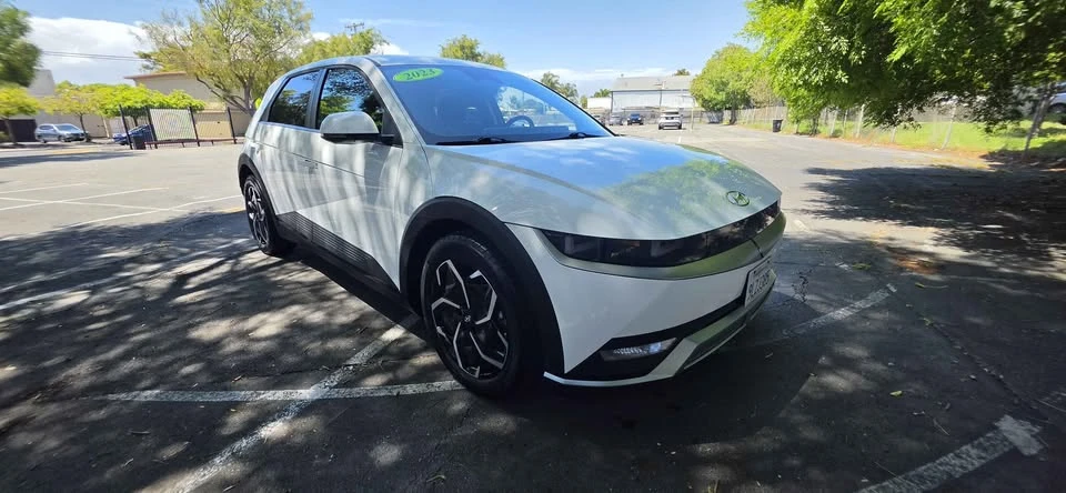 2024 Hyundai Ioniq 5 - Image 13 of 20