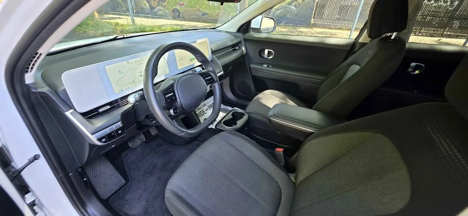 2024 Hyundai Ioniq 5 - Image 10 of 20