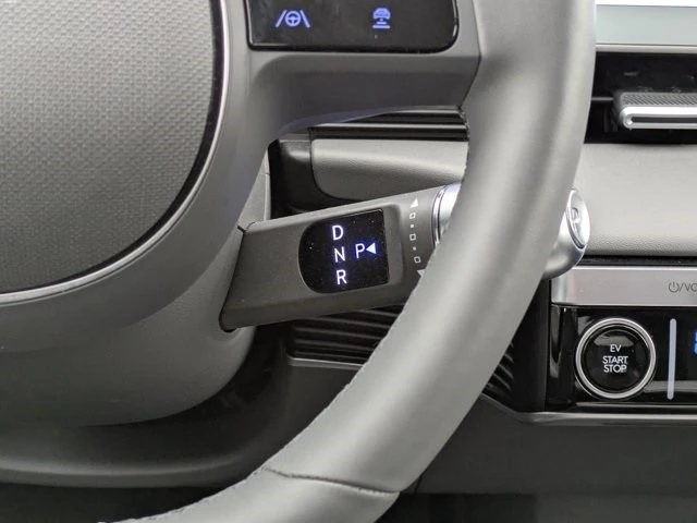 2024 Hyundai Ioniq 5 - Image 15 of 21
