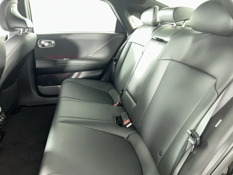2024 Hyundai Ioniq 6 - Image 11 of 12