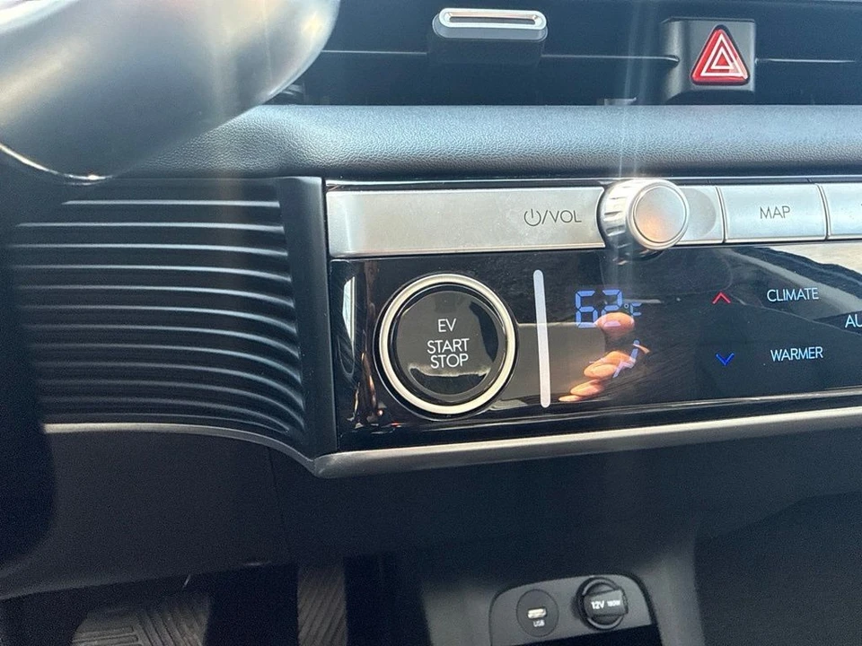 2024 Hyundai Ioniq 5 - Image 14 of 26