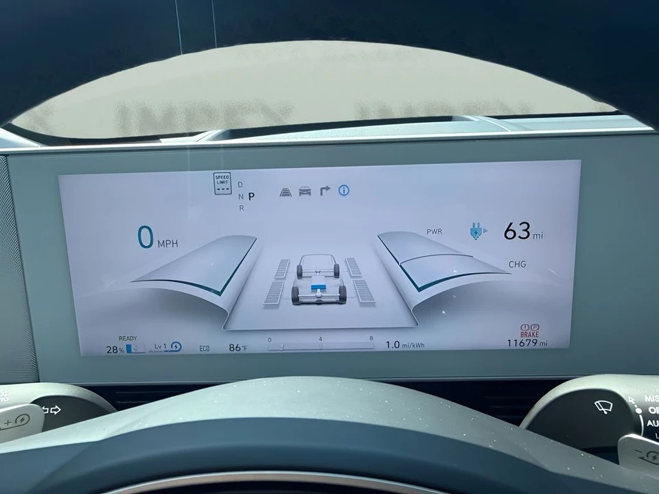 2024 Hyundai Ioniq 5 - Image 15 of 26