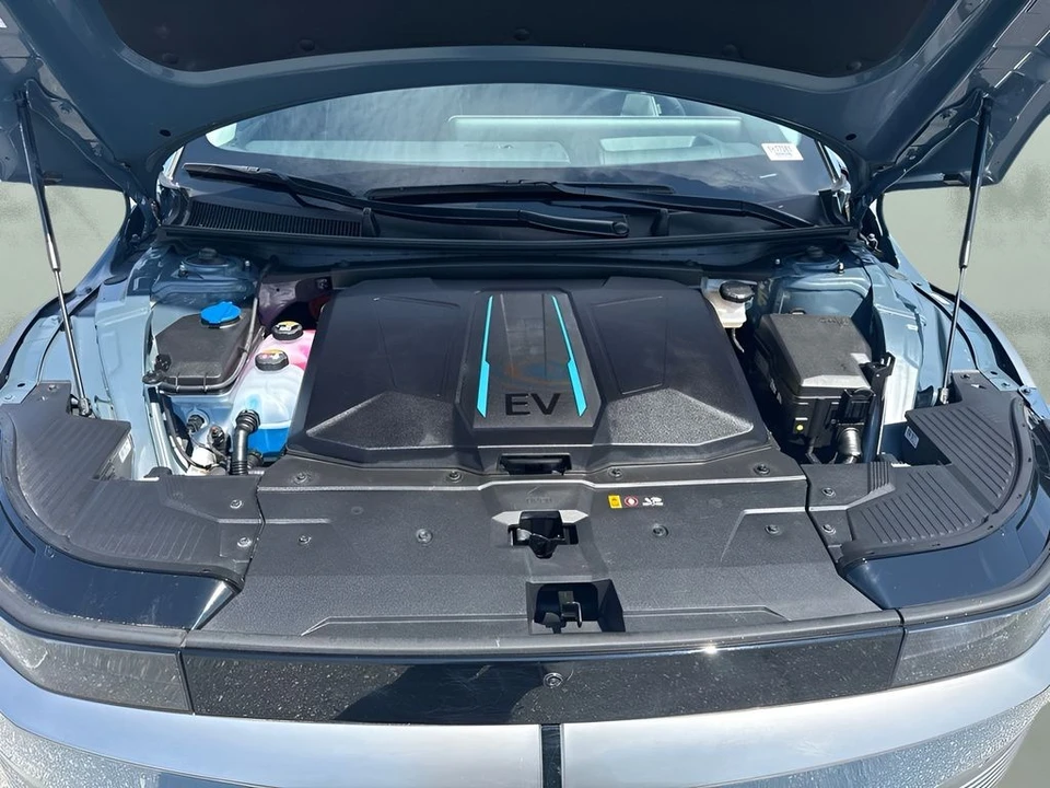 2024 Hyundai Ioniq 5 - Image 21 of 26