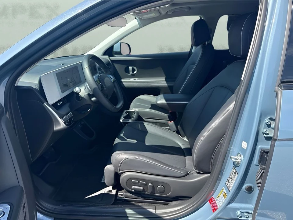 2024 Hyundai Ioniq 5 - Image 5 of 26