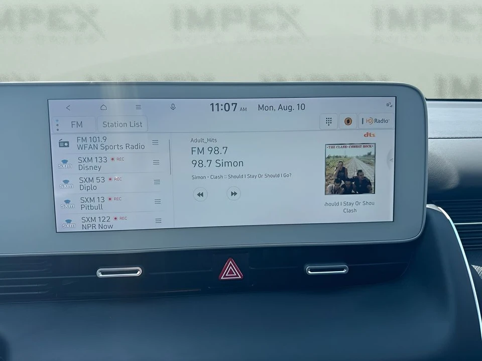 2024 Hyundai Ioniq 5 - Image 10 of 26