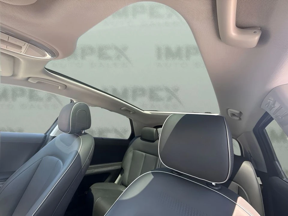 2024 Hyundai Ioniq 5 - Image 6 of 26