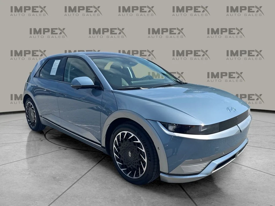 2024 Hyundai Ioniq 5 - Image 4 of 26