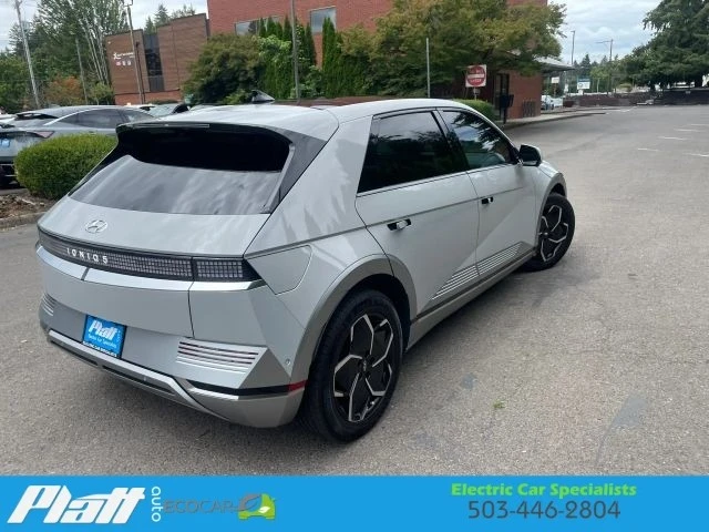 2024 Hyundai Ioniq 5 - Image 12 of 31