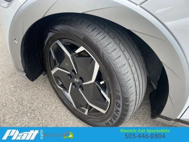 2024 Hyundai Ioniq 5 - Image 21 of 31