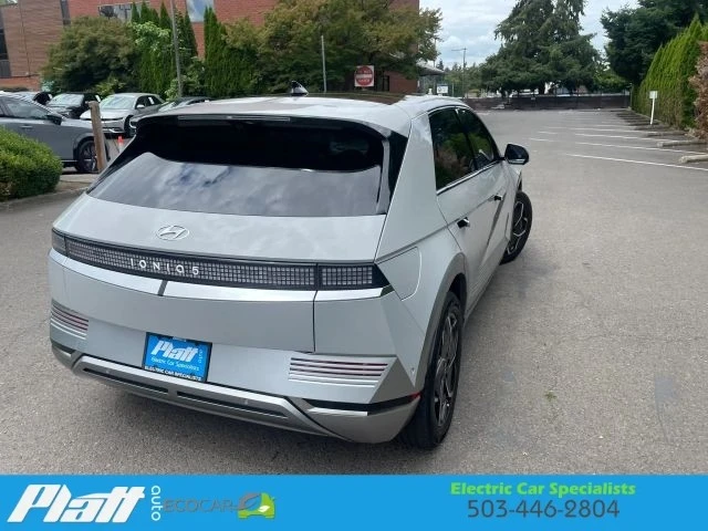 2024 Hyundai Ioniq 5 - Image 11 of 31