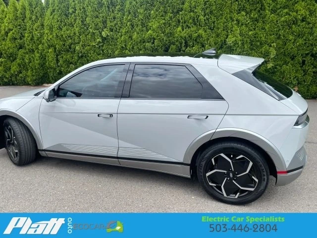 2024 Hyundai Ioniq 5 - Image 7 of 31