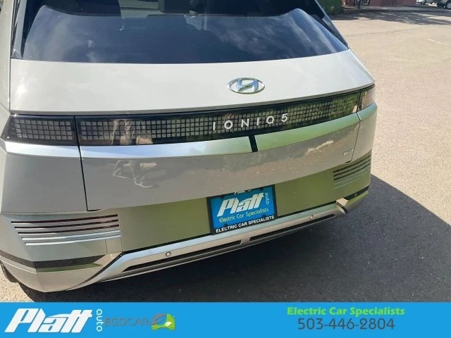 2024 Hyundai Ioniq 5 - Image 8 of 31