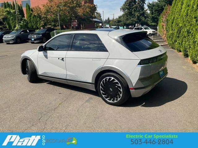 2024 Hyundai Ioniq 5 - Image 6 of 31