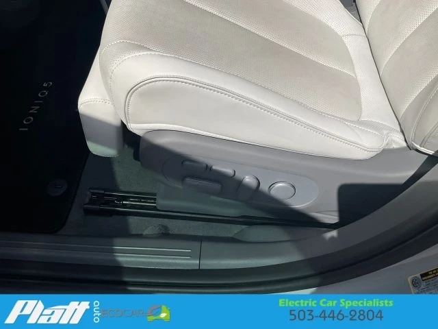 2024 Hyundai Ioniq 5 - Image 19 of 31