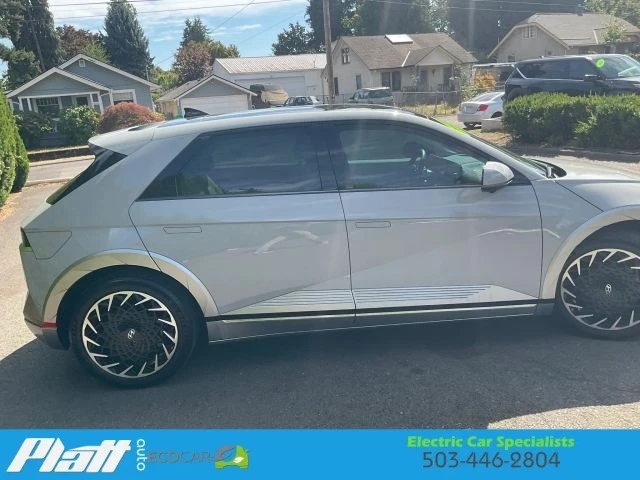 2024 Hyundai Ioniq 5 - Image 10 of 31