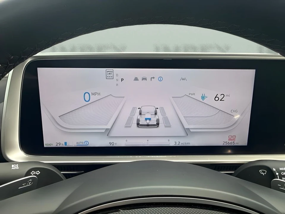 2024 Hyundai Ioniq 5 - Image 13 of 23