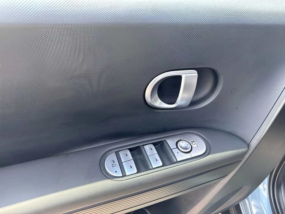 2024 Hyundai Ioniq 5 - Image 20 of 26