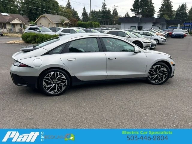 2024 Hyundai Ioniq 5 - Image 10 of 31