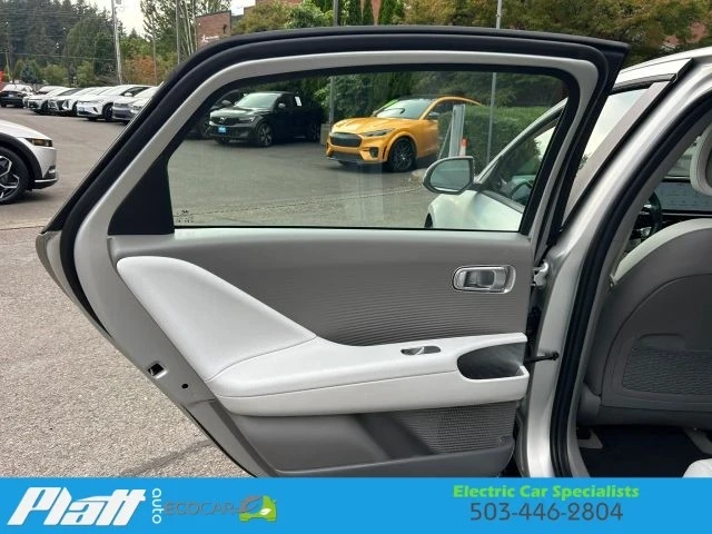 2024 Hyundai Ioniq 5 - Image 28 of 31