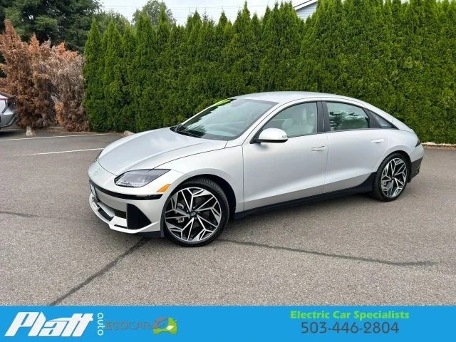2024 Hyundai Ioniq 5 - Image 2 of 31