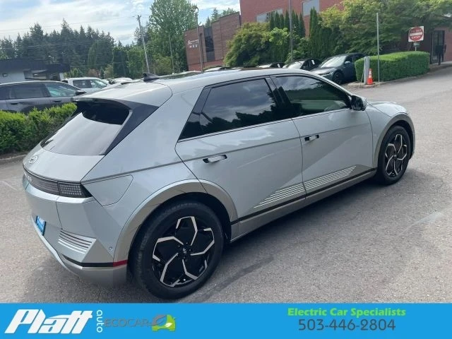 2024 Hyundai Ioniq 5 - Image 13 of 31