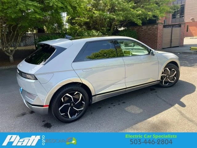 2024 Hyundai Ioniq 5 - Image 11 of 31