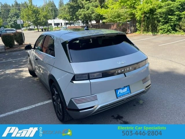 2024 Hyundai Ioniq 5 - Image 8 of 31