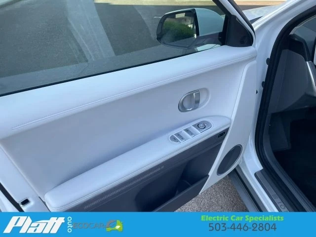 2024 Hyundai Ioniq 5 - Image 21 of 31