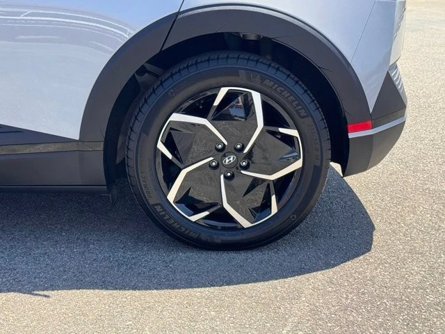 2024 Hyundai Ioniq 5 - Image 15 of 30