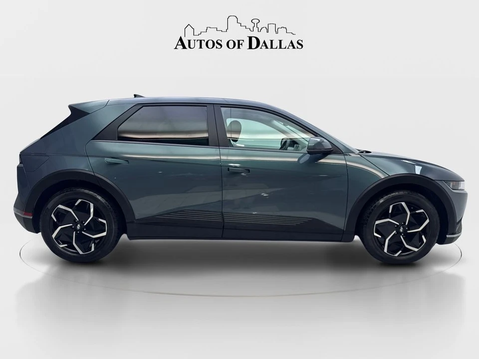 2024 Hyundai Ioniq 5 - Image 10 of 31