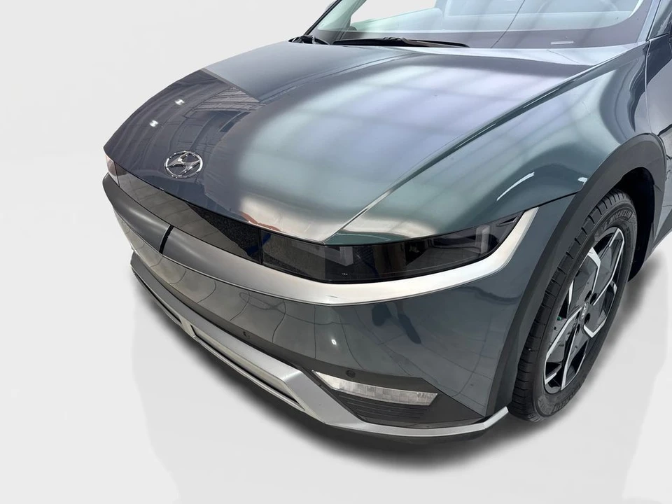 2024 Hyundai Ioniq 5 - Image 16 of 31