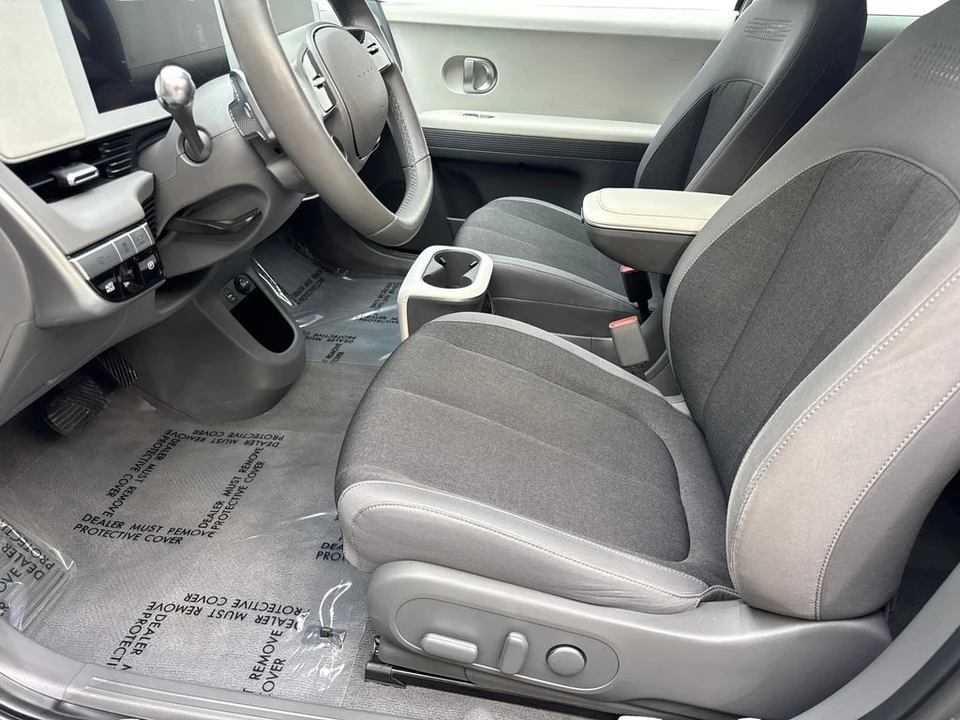 2024 Hyundai Ioniq 5 - Image 26 of 31