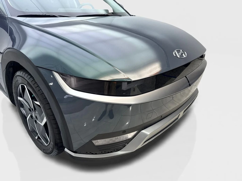 2024 Hyundai Ioniq 5 - Image 17 of 31