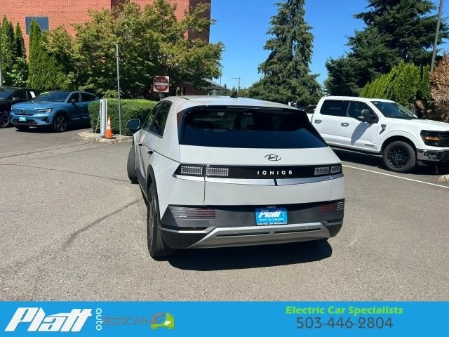 2024 Hyundai Ioniq 5 - Image 8 of 31