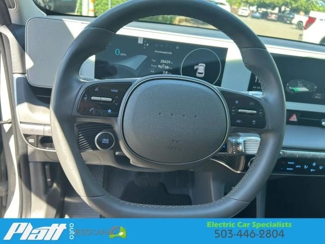 2024 Hyundai Ioniq 5 - Image 25 of 31