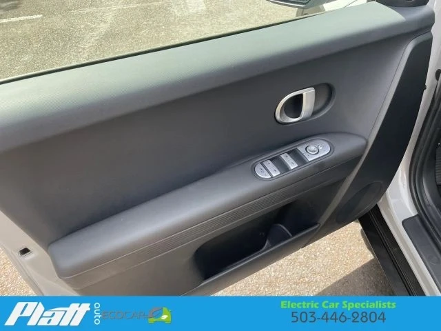2024 Hyundai Ioniq 5 - Image 19 of 31