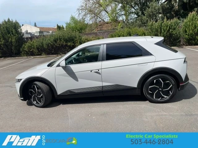 2024 Hyundai Ioniq 5 - Image 5 of 31